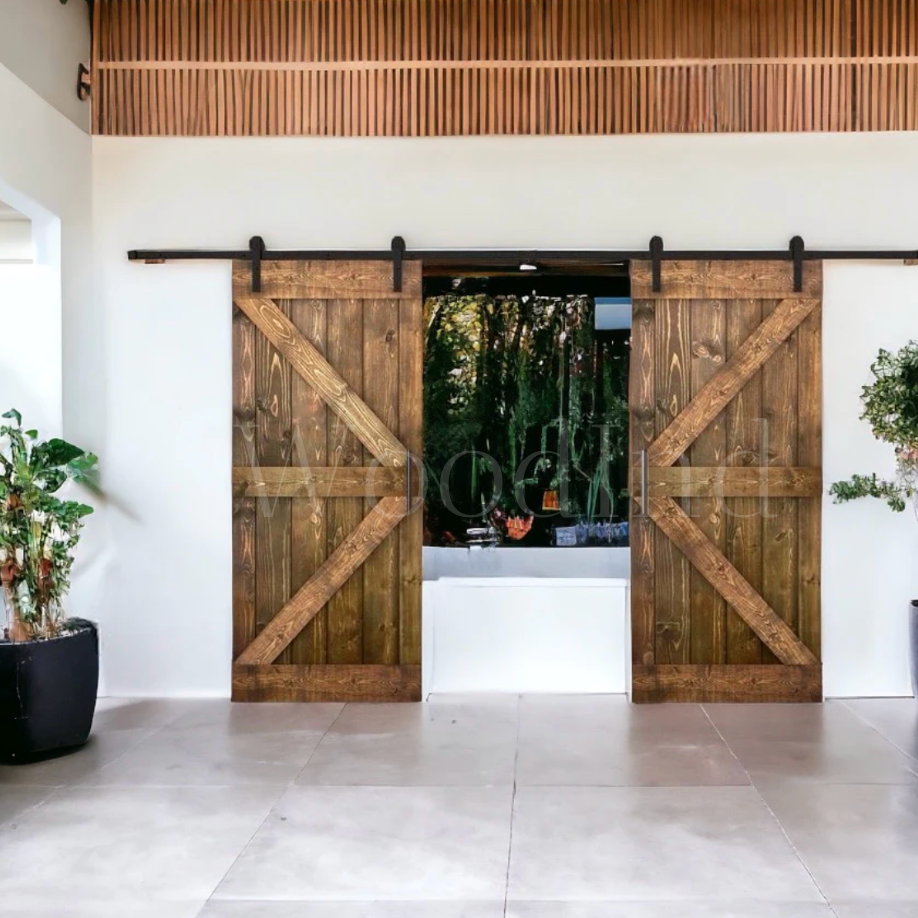 Porte coulissante en bois rustique - Sur mesure