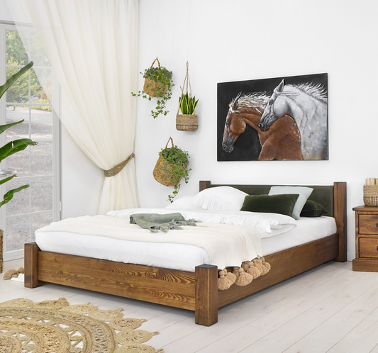 Lit double en bois brut avec une tête de lit kaki AUTHENTIQ La fabrique du meuble