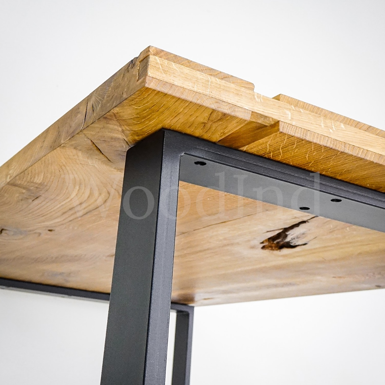 Table à manger en chêne brut et pied en fer - MARY La fabrique du meuble