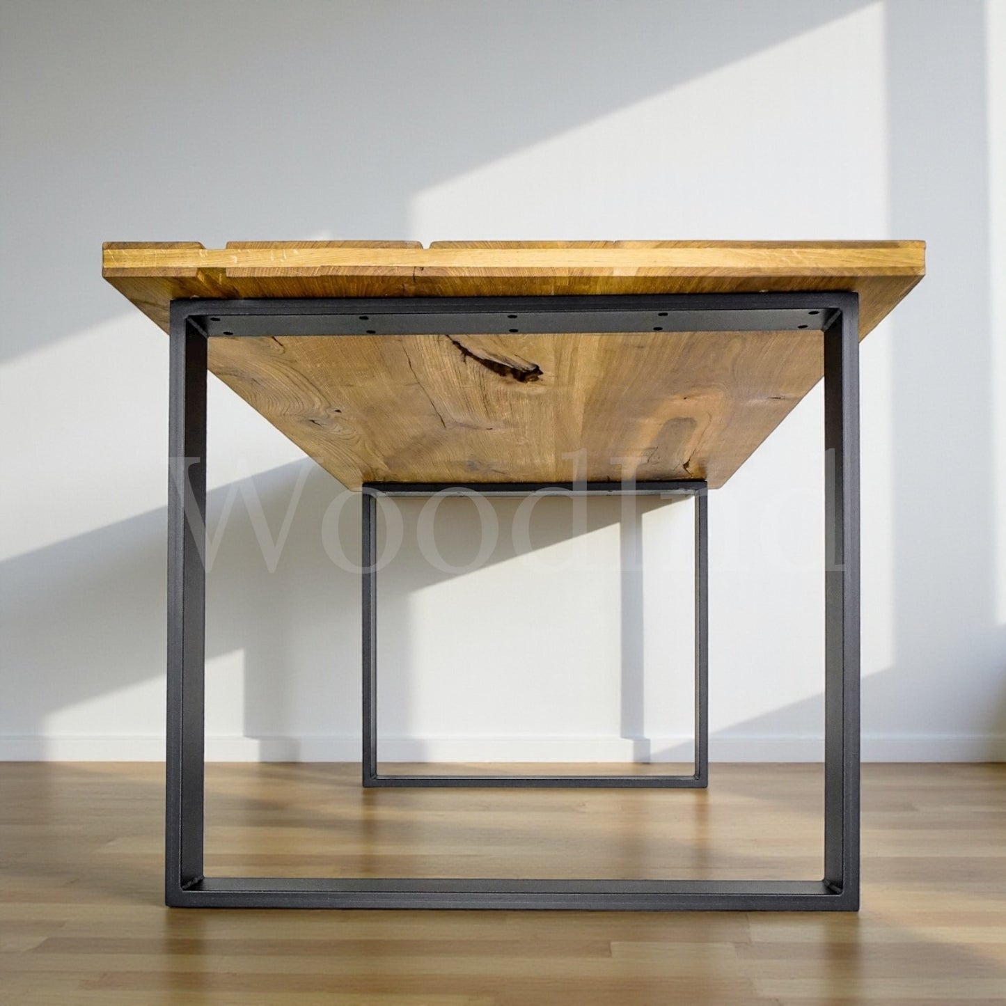 Table à manger en chêne brut et pied en fer - MARY La fabrique du meuble